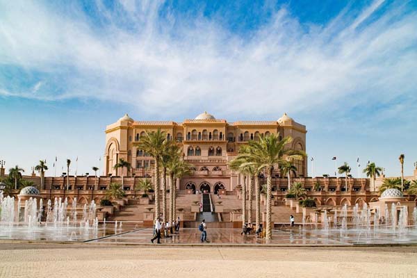 Dubai Safe Driver for Abu Dhabi City Tour