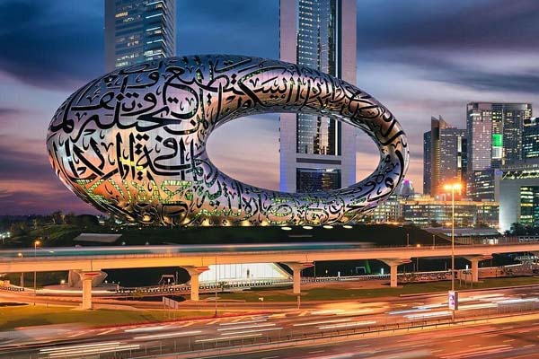Dubai Safe Driver for Dubai City Tour